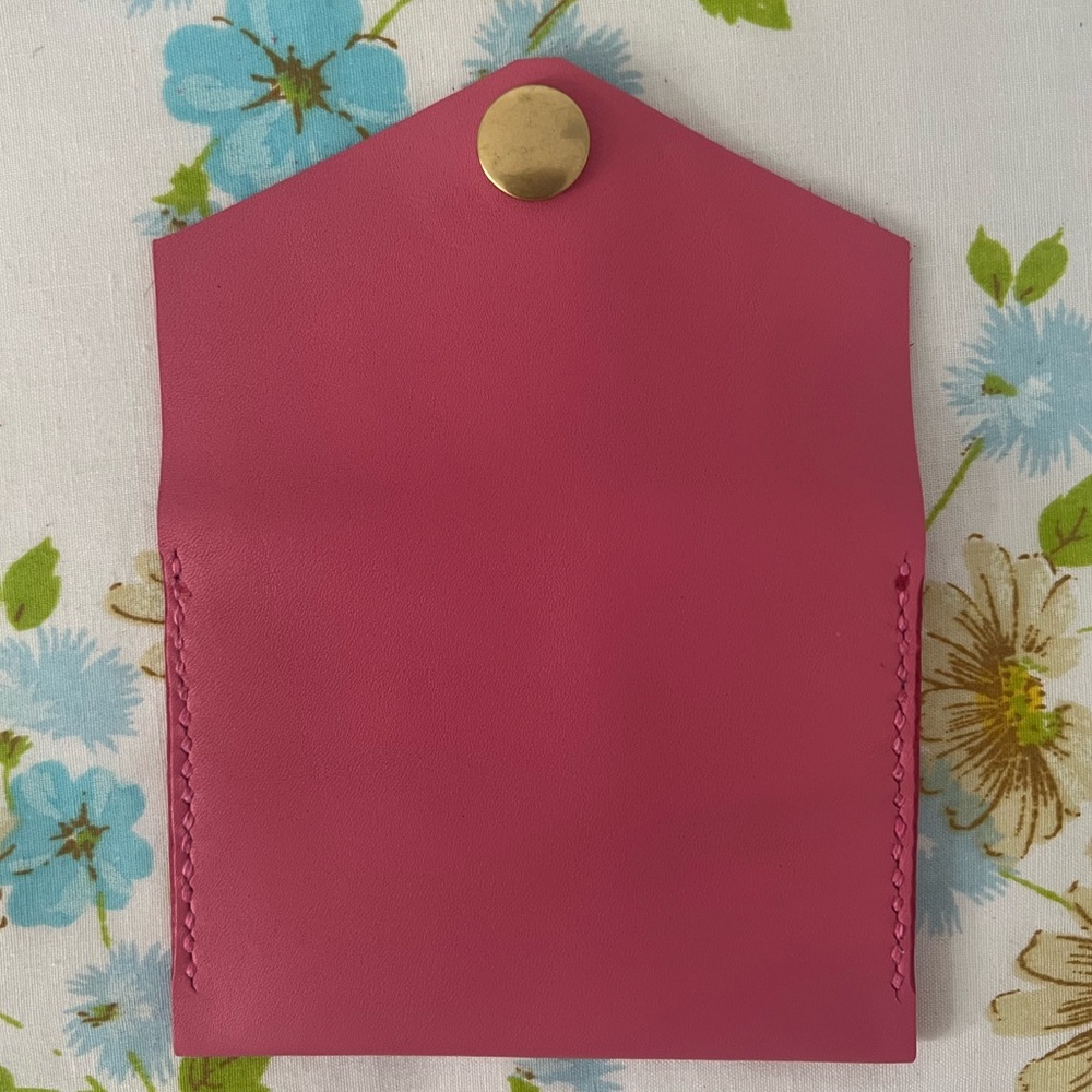 Handmade Genuine Leather Pink Leather Wallet with Gold Button - Picture 4 of 5
